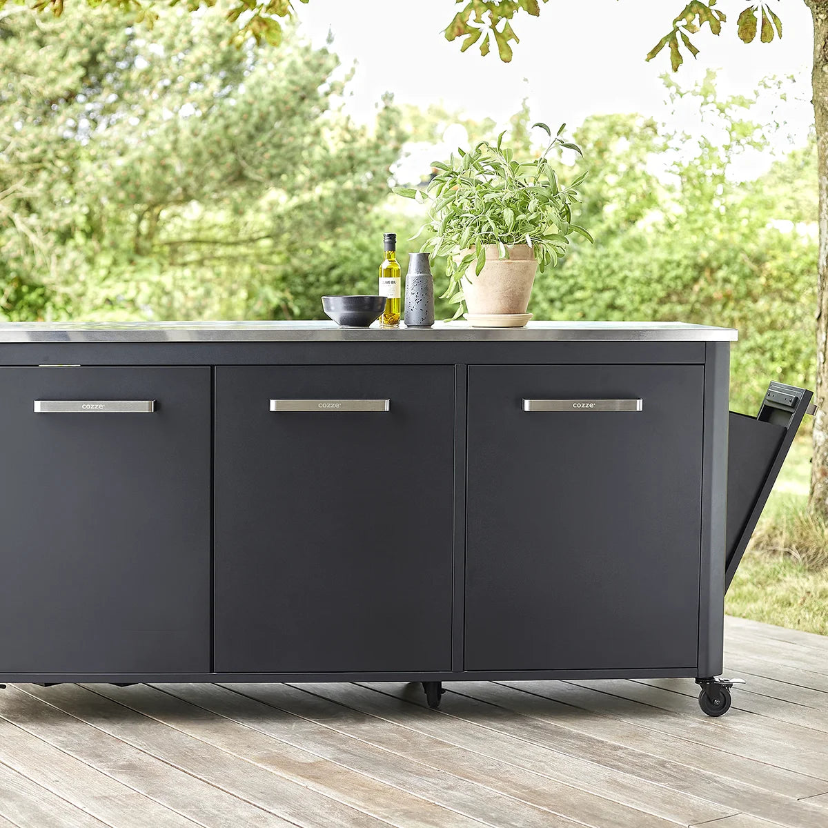 Cozze Outdoor Kitchen 180 - Hog the Oven