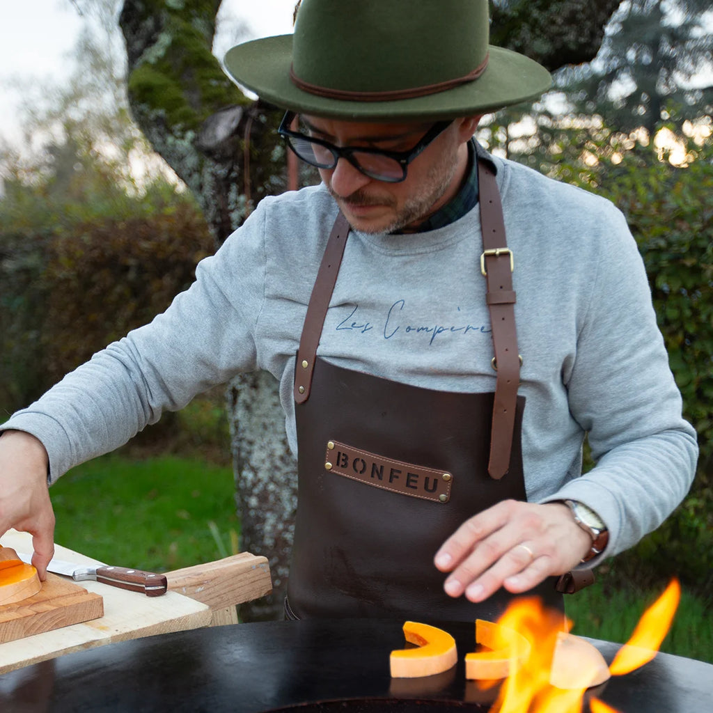 BonFeu Leather Apron - Hog the Oven