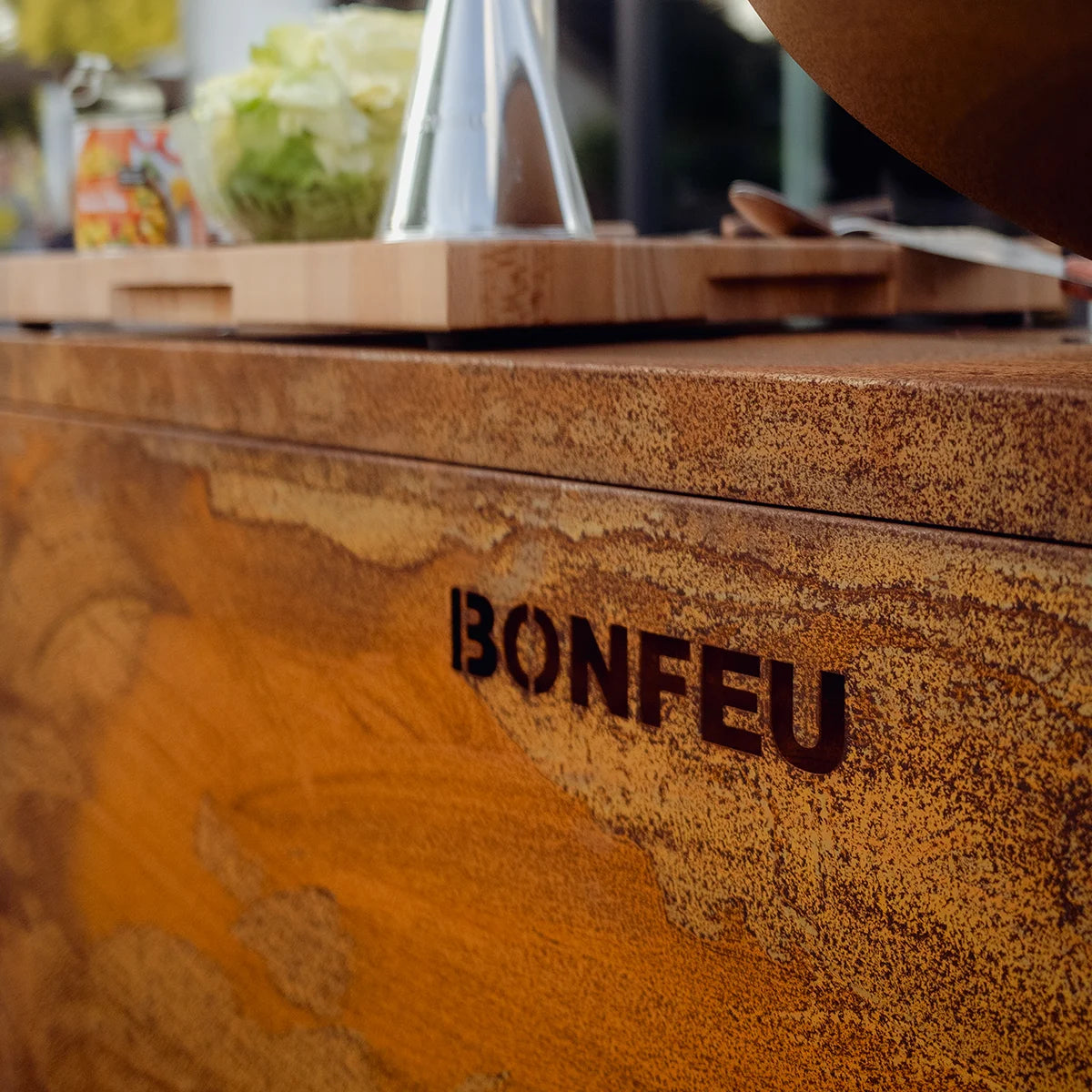 BonFeu BonBiza Island Outdoor Kitchen - Hog the Oven