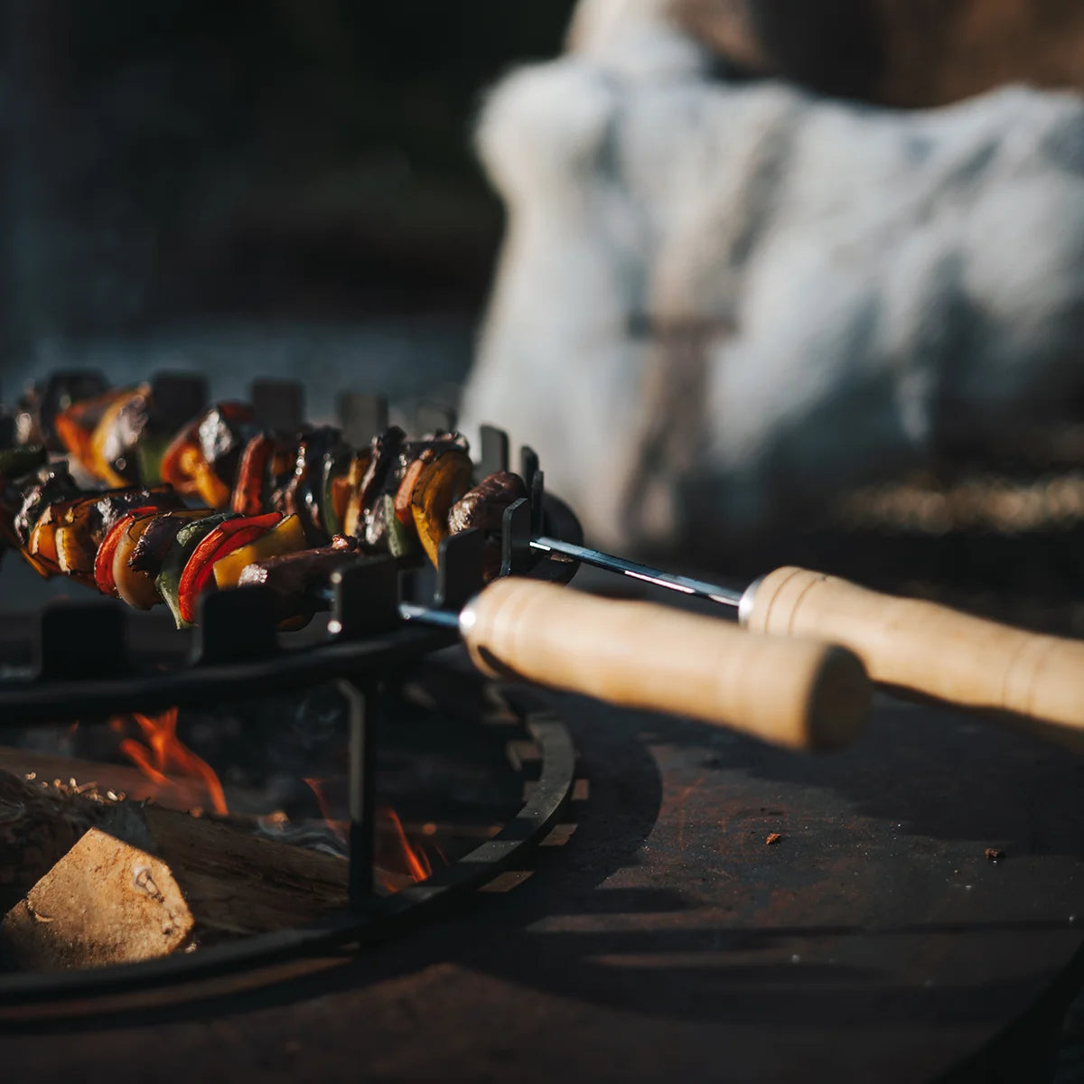 BonFeu Skewer Ring and Skewer Set - Hog the Oven