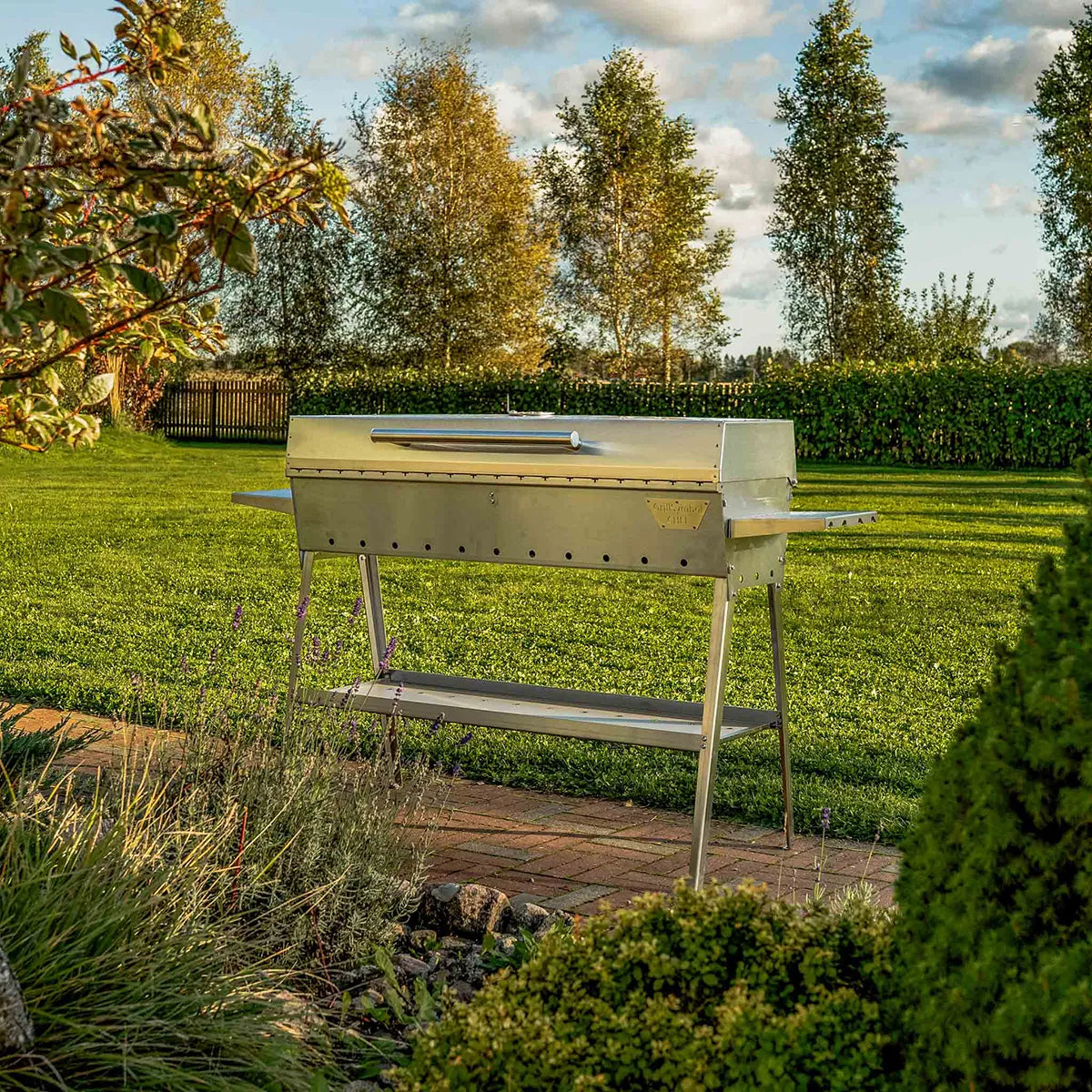GrillSymbol Charcoal Grill Chef XL Silver - Hog the Oven