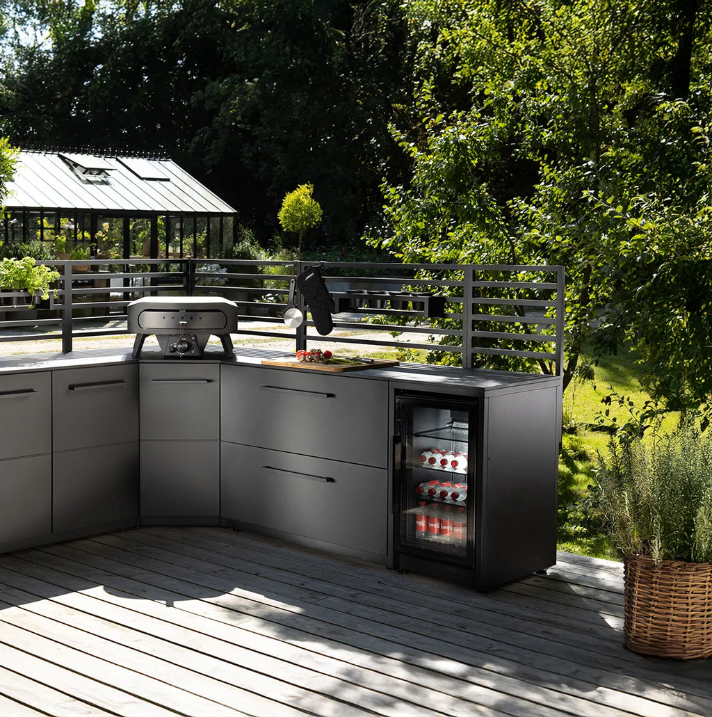 Cozze Elements Fridge - Hog the Oven