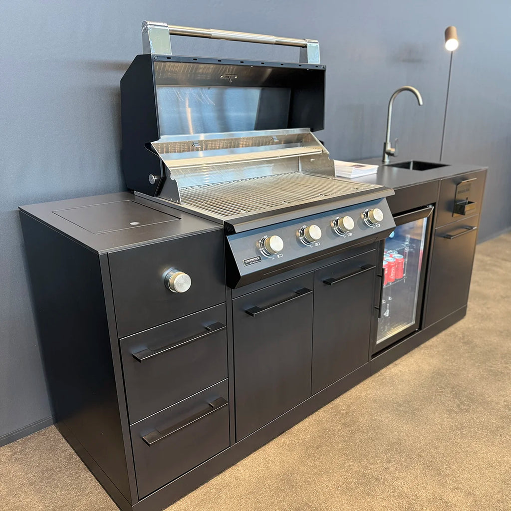 Brabura Lite Series 400 Compact Kitchen - Hog the Oven