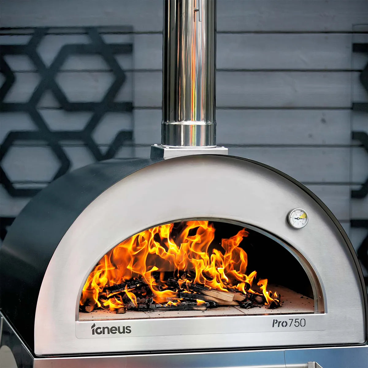 Igneus Pro 750 Wood Fired Pizza Oven - Red - Hog the Oven