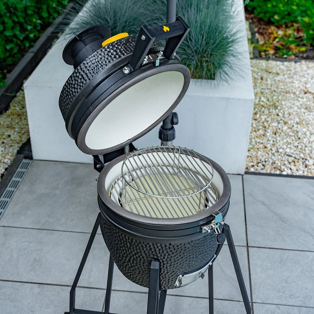 GRLLR Ember Classic 22 Inch Kamado with Trolley - Hog the Oven