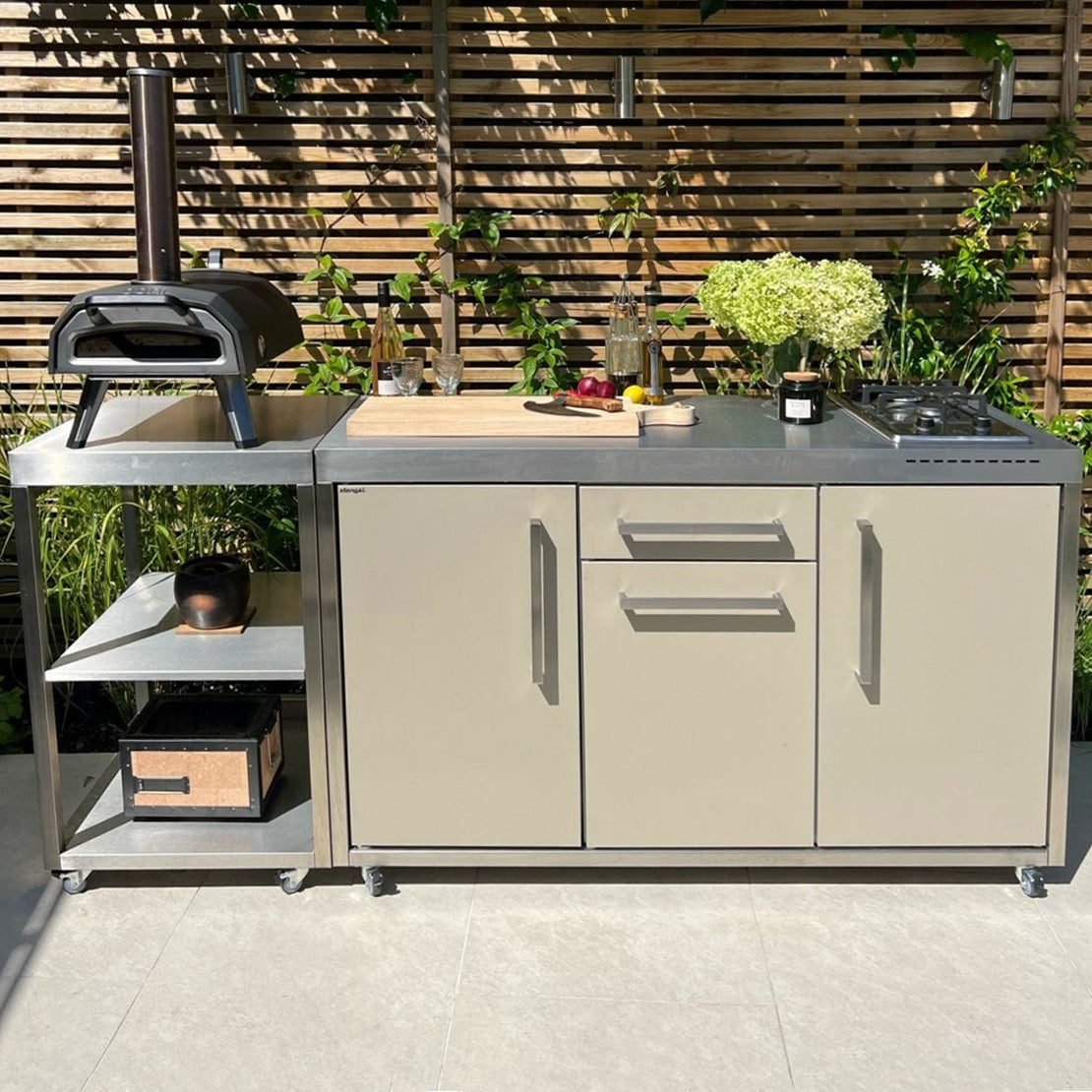Elfin MINI KITCHEN MO 150 S - Hog the Oven